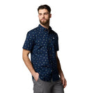 Columbia Mens Collegiate Navy Deserted Rapid Rivers Printed SS Shirt