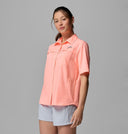 Columbia Ladies PFG Castleback Tiki Pink Woven SS Shirt