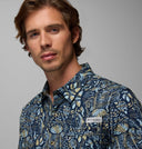 Columbia Men's Wild Cast Collegiate Navy Seasirens SS Shirt