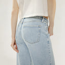 Silver Jeans Ladies Loose & Low Barefoot Low Rise Jean