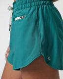 Vuori Ladies Ivy Clementine 4" Short 2.0