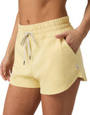Vuori Ladies Lemon Snap Heather Halo Performance Short 2.0