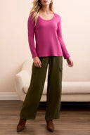 Tribal Ladies Roseberry Scoop Neck Top w/Side Slits